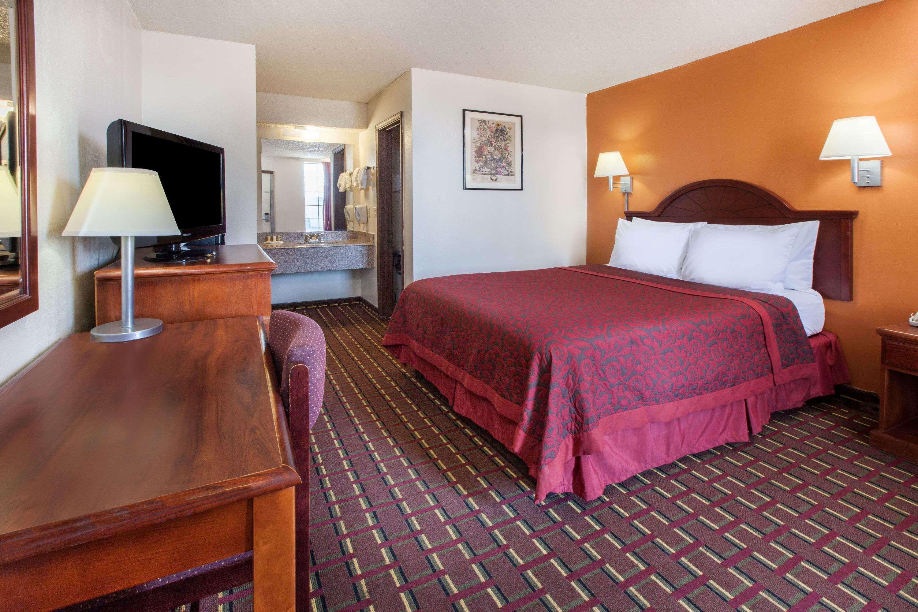 Days Inn By Wyndham El Reno Екстериор снимка